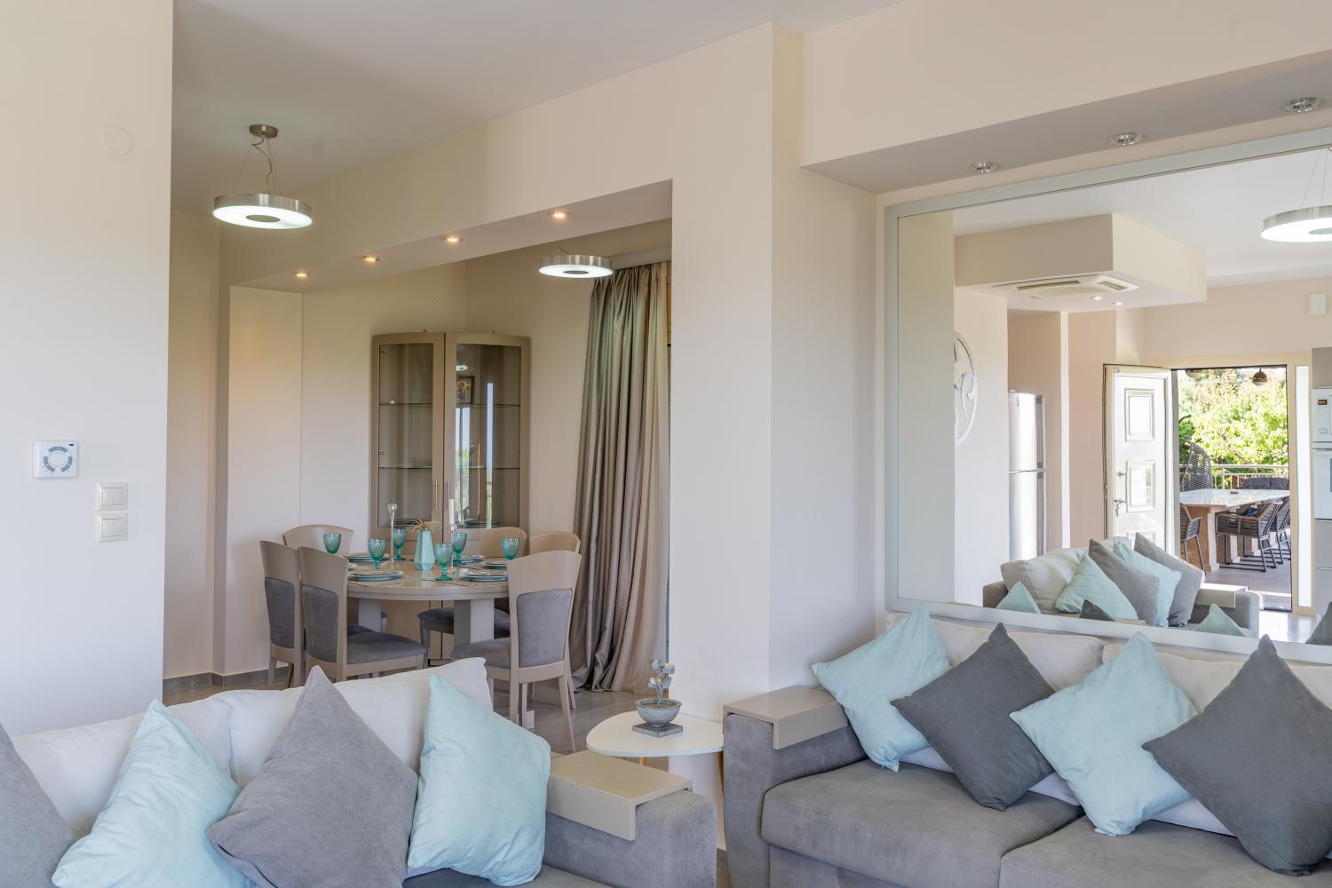 Sani Breeze By Halu! Villa