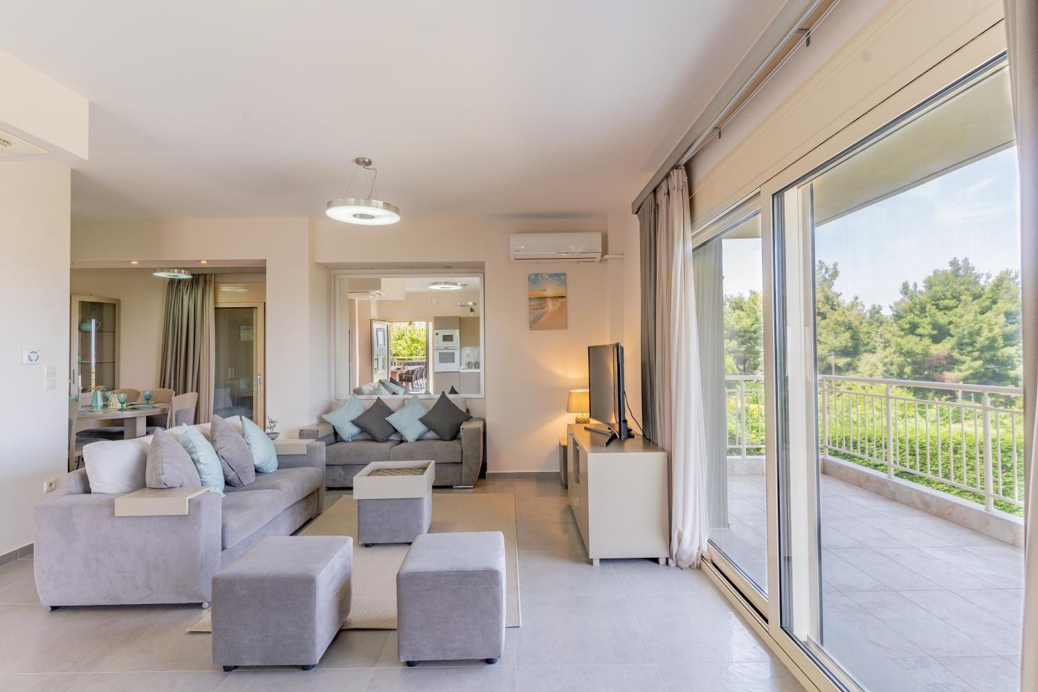 Sani Breeze By Halu! Villa